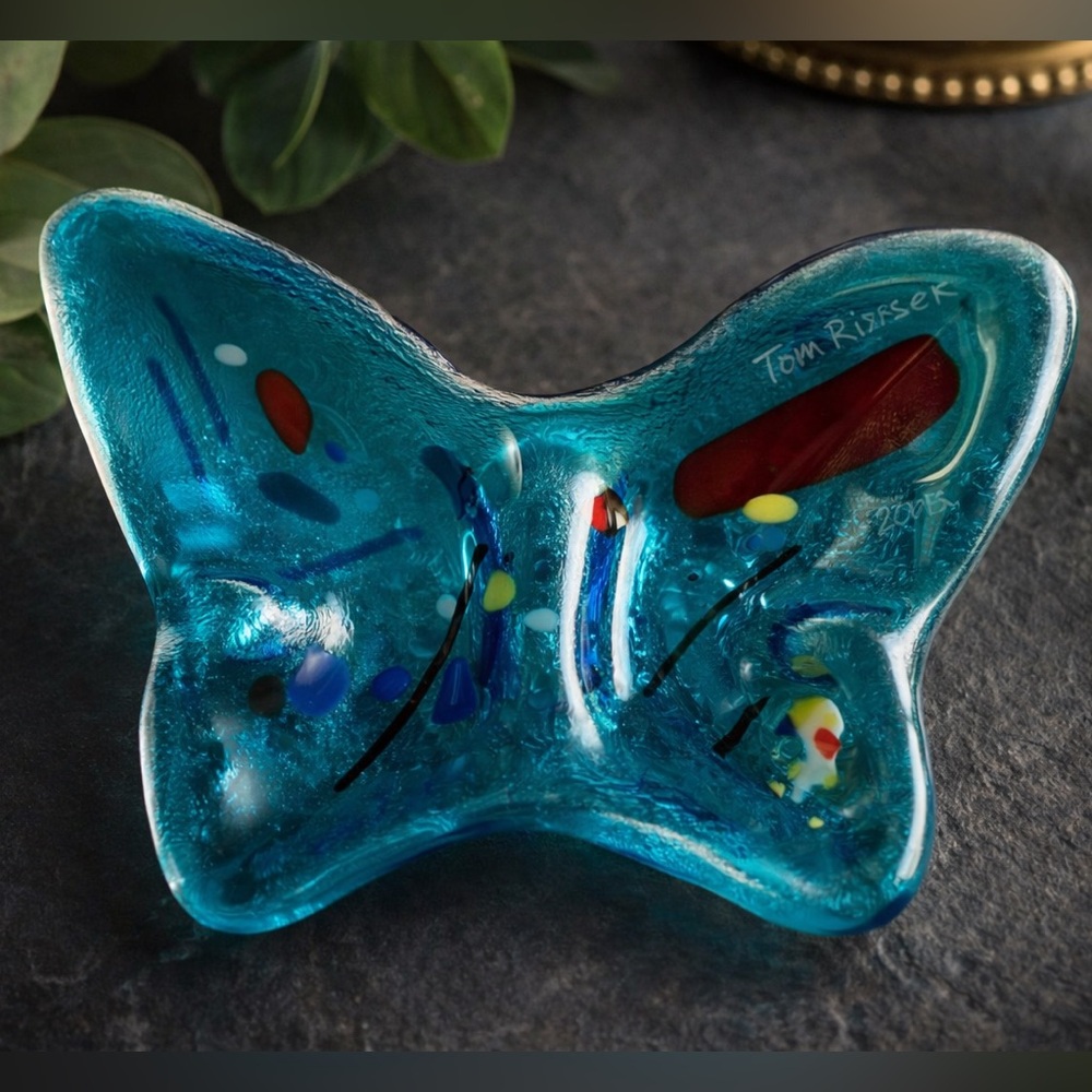 Art Glass Butterfly Dish Signed Tom Rirser 2002 Ring Trinket Catchall 5x6